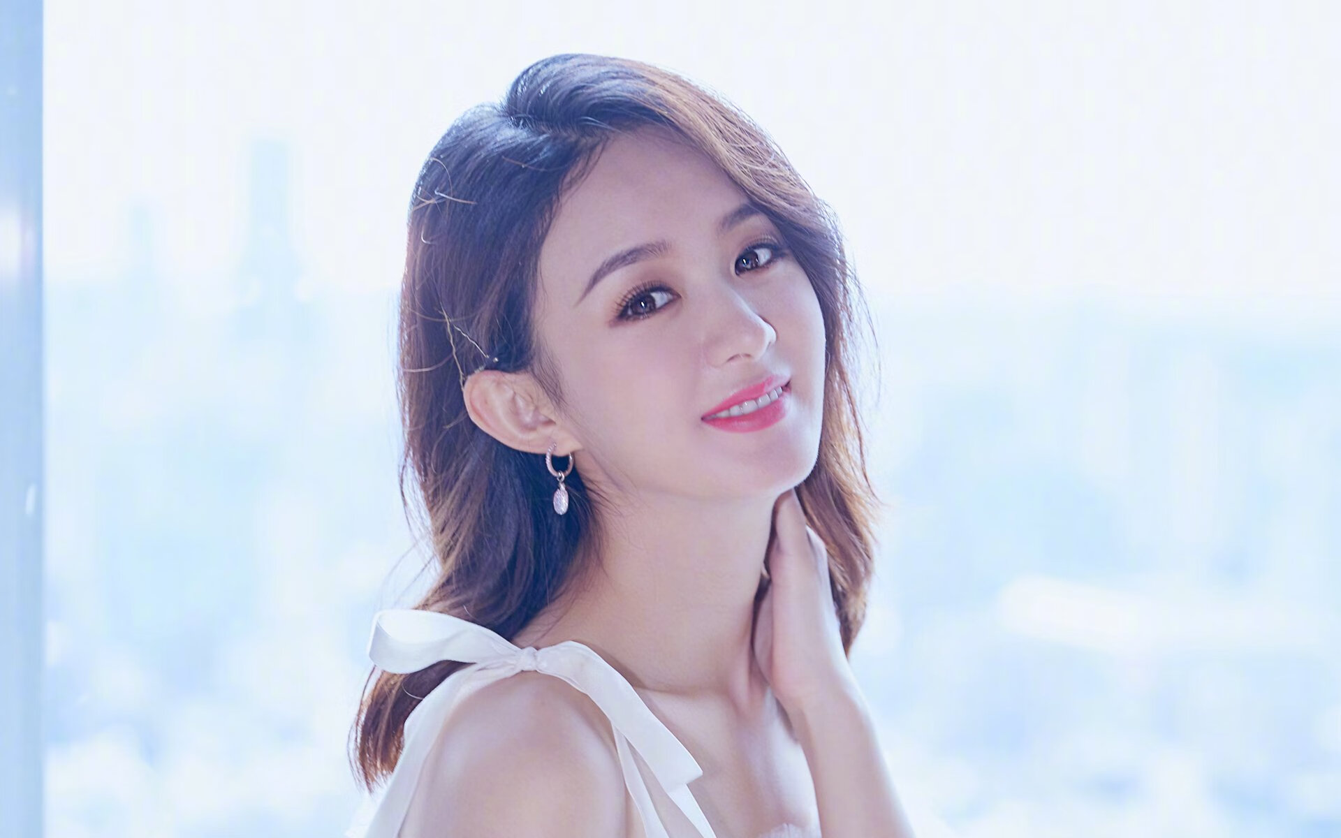 Jiu You-富勒姆防守反击见效，白百合力争保级，富勒姆首发